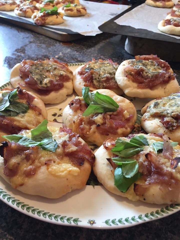 The 62nd Bake: Pizzettes – It&amp;#39;s time to have fun and bake!! :)